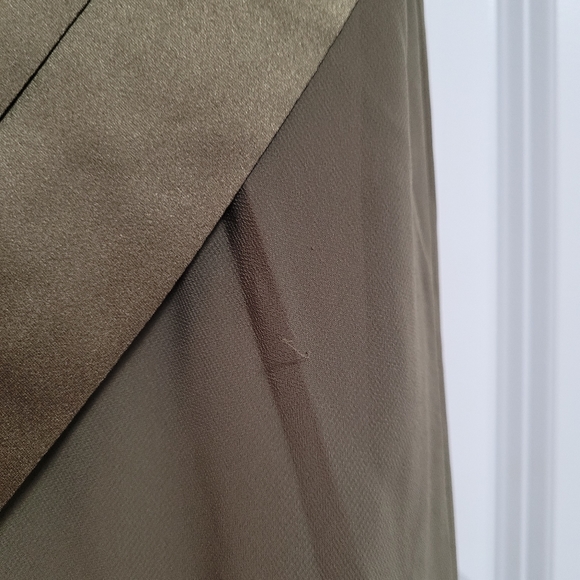 Cameron Blake by Mon Cheri size 10 Gown with Bolero in size 10 - Picture 16 of 16